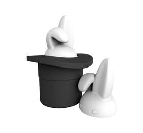 Soľnička a korenička - zajac v klobúku